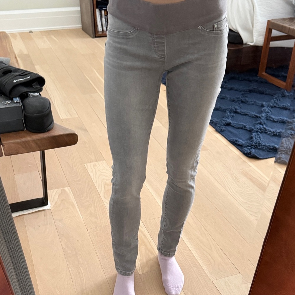 Seraphine Maternity Gray Jeans, Size 4